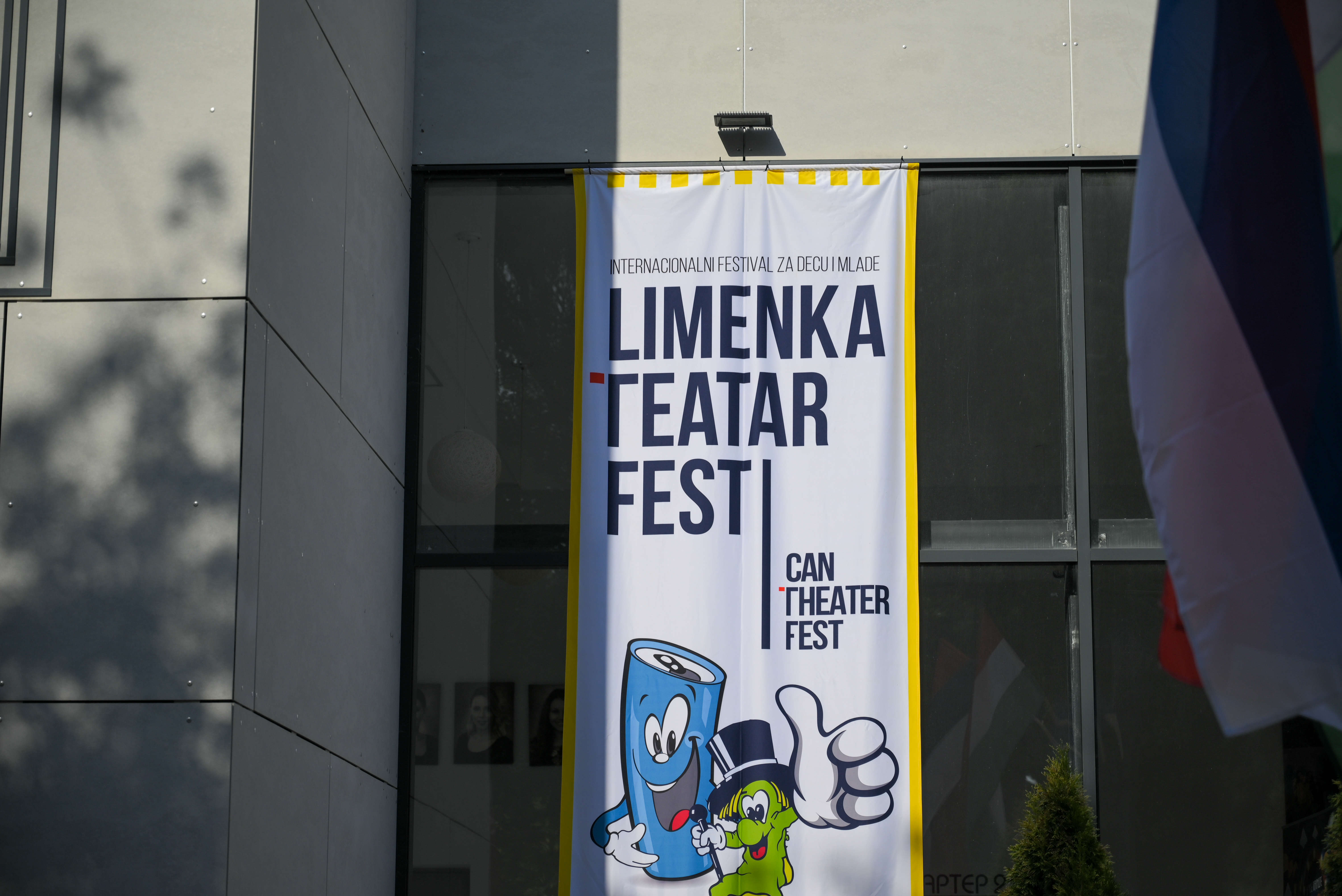 Svečano otvoren 3. "Limenka teatar fest" u Kikindi